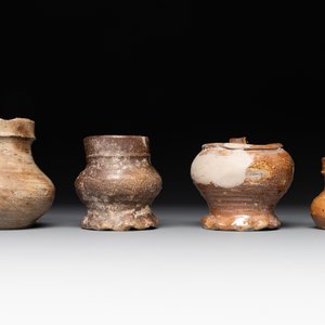 A collection of 10 German stoneware mugs, 14/16th C. — photo 15