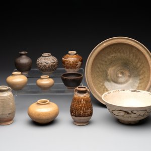 A collection of 11 Chinese and South-East Asian monochrome wares, 15th C. and later — photo 1