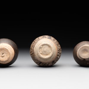 A collection of 11 Chinese and South-East Asian monochrome wares, 15th C. and later — photo 13