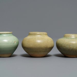 A collection of 11 Chinese and Southeast Asian wares, Song and later — photo 4