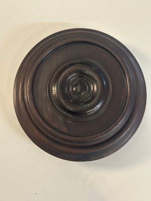 A collection of 11 Chinese wooden stands, 19/20th C. — 照片 12