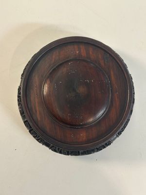 A collection of 11 Chinese wooden stands, 19/20th C. — 照片 10
