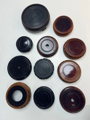 A collection of 111 Chinese wooden stands, 19/20th C. — photo 5