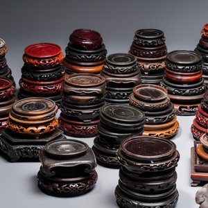 A collection of 111 Chinese wooden stands, 19/20th C. — photo 2