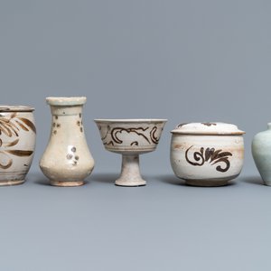 A collection of 12 Chinese Cizhou & qingbai wares, Song, Yuan and later — photo 2