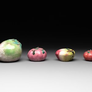 A collection of 12 Chinese famille rose fruit models, including a peach-shaped box and cover, 19th C. — photo 4