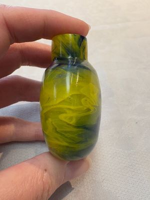 A collection of 12 Chinese glass snuff bottles, 19/20th C. — foto 2