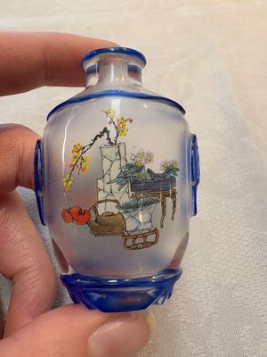 A collection of 12 Chinese glass snuff bottles, 19/20th C. — foto 21