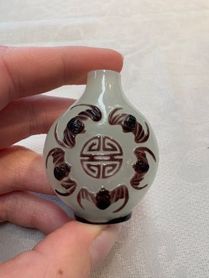 A collection of 12 Chinese glass snuff bottles, 19/20th C. — foto 7