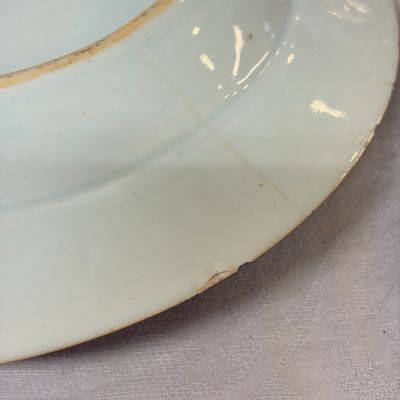 A collection of 13 Chinese famille rose 'Landscape' plates and dishes — 照片 88