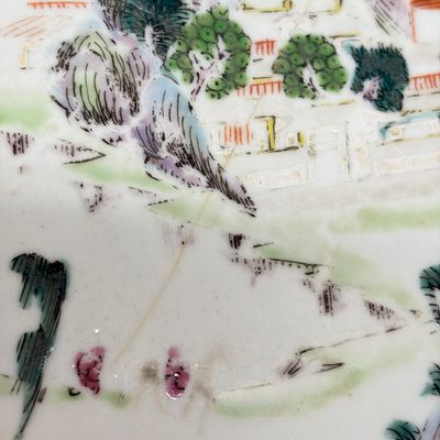 A collection of 13 Chinese famille rose 'Landscape' plates and dishes — 照片 108
