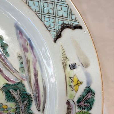 A collection of 13 Chinese famille rose 'Landscape' plates and dishes — 照片 4