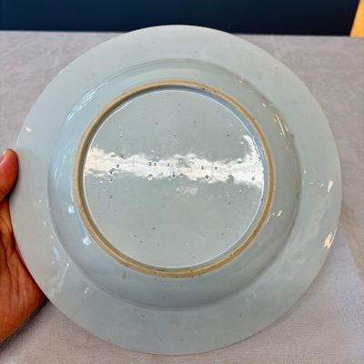 A collection of 13 Chinese famille rose 'Landscape' plates and dishes — 照片 6
