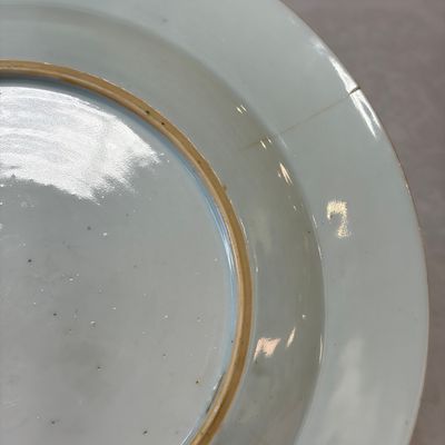 A collection of 13 Chinese famille rose 'Landscape' plates and dishes — 照片 32