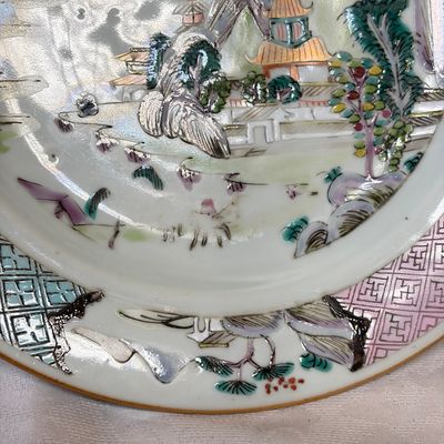 A collection of 13 Chinese famille rose 'Landscape' plates and dishes — 照片 51