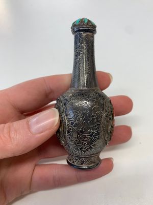 A collection of 13 Chinese snuff bottles, 19/20th C. — photo 2