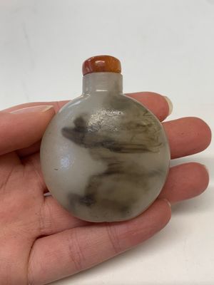 A collection of 13 Chinese snuff bottles, 19/20th C. — photo 25