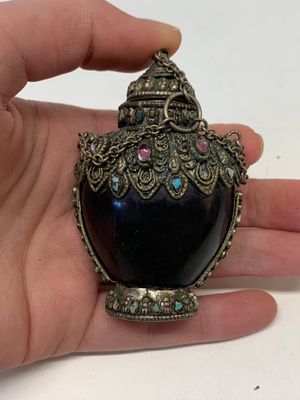 A collection of 13 Chinese snuff bottles, 19/20th C. — photo 37