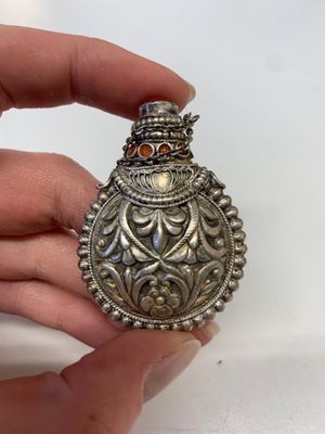 A collection of 13 Chinese snuff bottles, 19/20th C. — photo 59