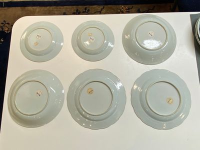 A collection of 13 pieces of Chinese blue and white shipwreck porcelain from the Nanking cargo, Qianlong — 照片 11