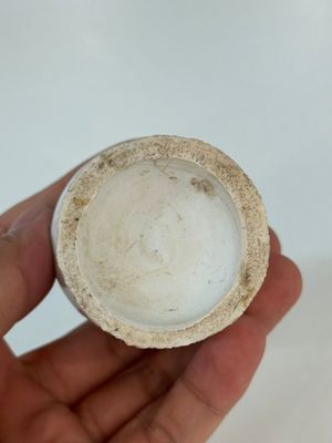 A collection of 14 Chinese ding-type and white-glazed wares, Song/Ming — photo 17