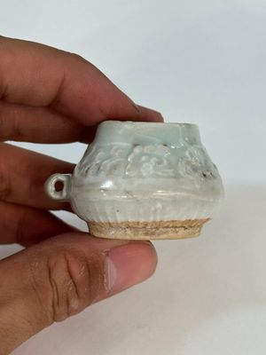 A collection of 14 Chinese ding-type and white-glazed wares, Song/Ming — photo 18