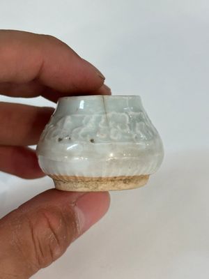 A collection of 14 Chinese ding-type and white-glazed wares, Song/Ming — photo 19