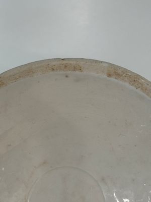 A collection of 14 Chinese ding-type and white-glazed wares, Song/Ming — photo 24