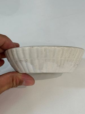 A collection of 14 Chinese ding-type and white-glazed wares, Song/Ming — photo 46