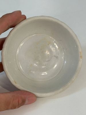A collection of 14 Chinese ding-type and white-glazed wares, Song/Ming — photo 47
