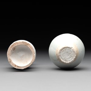 A collection of 14 Chinese ding-type and white-glazed wares, Song/Ming — photo 12