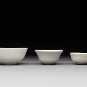 A collection of 14 Chinese ding-type and white-glazed wares, Song/Ming — photo 19