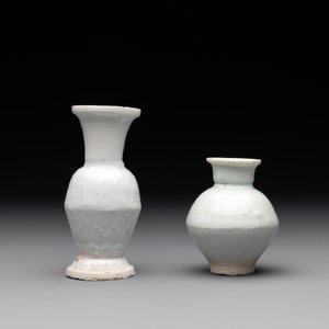 A collection of 14 Chinese ding-type and white-glazed wares, Song/Ming — photo 9