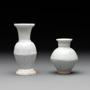A collection of 14 Chinese ding-type and white-glazed wares, Song/Ming — photo 10