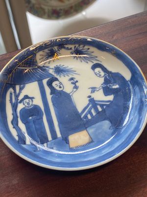 A collection of 15 Chinese blue and white cups and 19 saucers, Kangxi/Yongzheng — photo 5