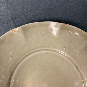 A collection of 15 Chinese celadon- and cream-glazed wares, Song and later — 照片 30
