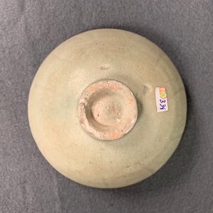 A collection of 15 Chinese celadon- and cream-glazed wares, Song and later — 照片 52