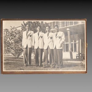 A collection of 15 photos and postcards of Kho Sin-Khie or Xu Chengji 許承基, mid 20th C. — photo 10