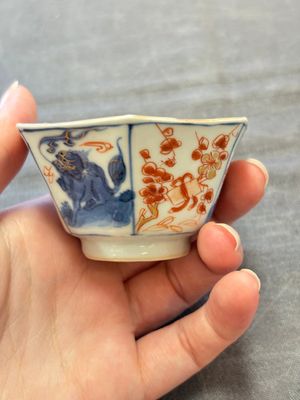 A collection of 17 Chinese blue, white and famille rose wares, Kangxi/Qianlong — 照片 87