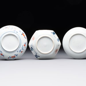 A collection of 17 Chinese blue, white and famille rose wares, Kangxi/Qianlong — 照片 3