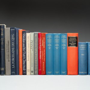 A collection of 18 books related to Chinese export porcelain and heraldry — photo 1
