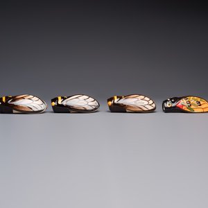 A collection of 19 French ‘Cicada’ wall pocket vases, 20th C. — photo 27