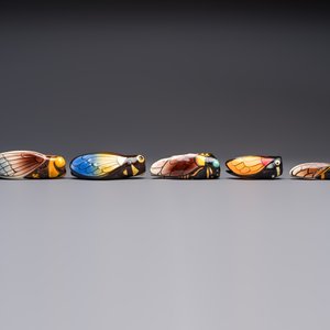 A collection of 19 French ‘Cicada’ wall pocket vases, 20th C. — photo 37