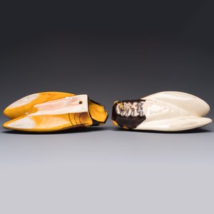 A collection of 19 French ‘Cicada’ wall pocket vases, 20th C. — photo 8