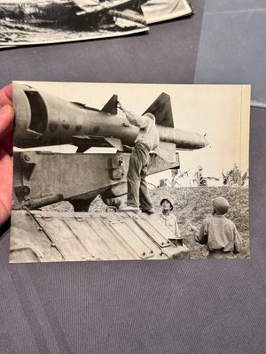 A collection of 19 photographs from the Vietnam War, taken by various press photographers, 3rd quarter 20th C. — foto 2