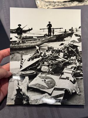 A collection of 19 photographs from the Vietnam War, taken by various press photographers, 3rd quarter 20th C. — photo 30