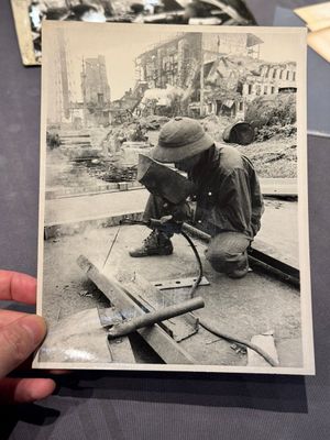 A collection of 19 photographs from the Vietnam War, taken by various press photographers, 3rd quarter 20th C. — photo 8