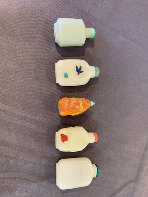 A collection of 20 Chinese jade snuff bottles, 19/20th C. — photo 4