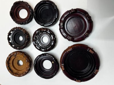 A collection of 20 Chinese wooden stands, 19/20th C. — photo 4