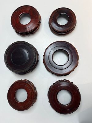A collection of 20 Chinese wooden stands, 19/20th C. — photo 1